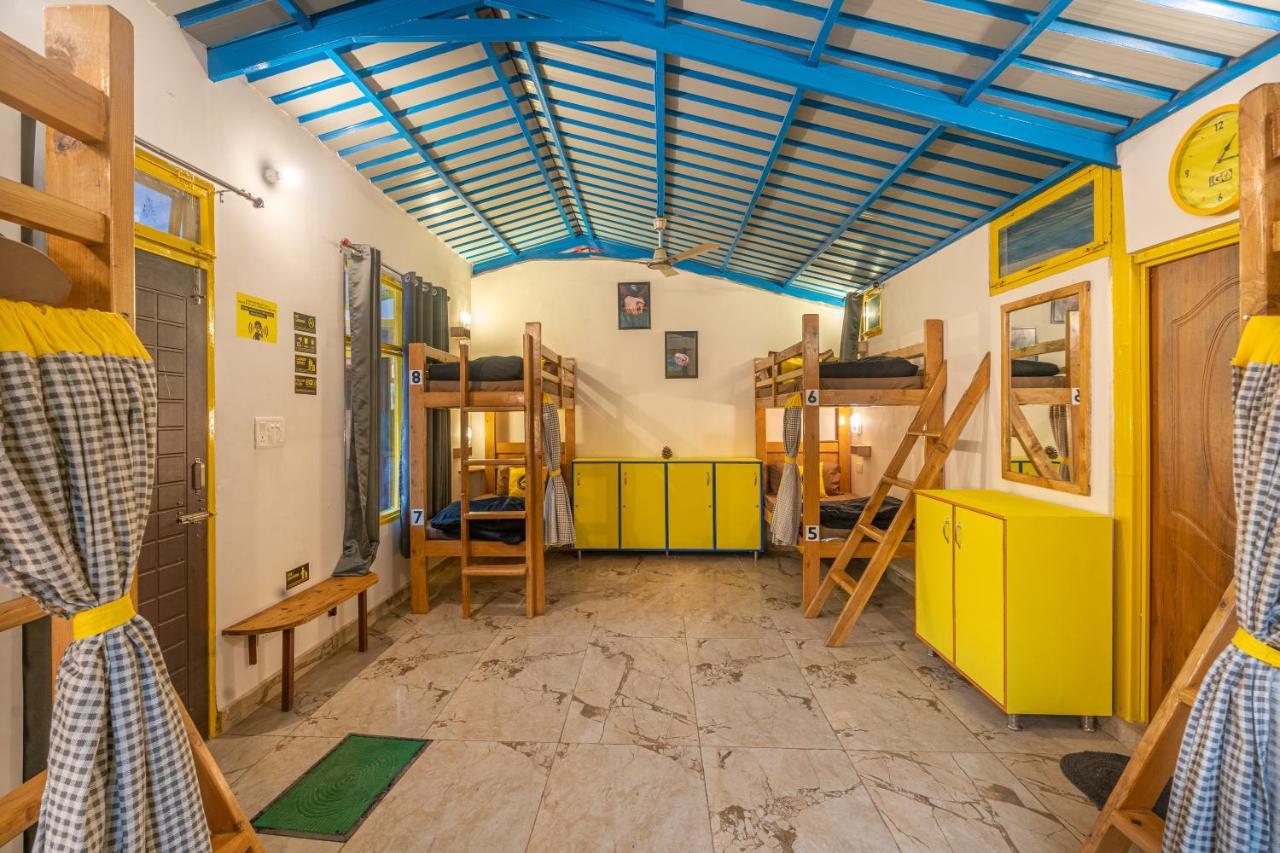 The Hosteller Mussoorie By The Streamside, Kempty Eksteriør billede