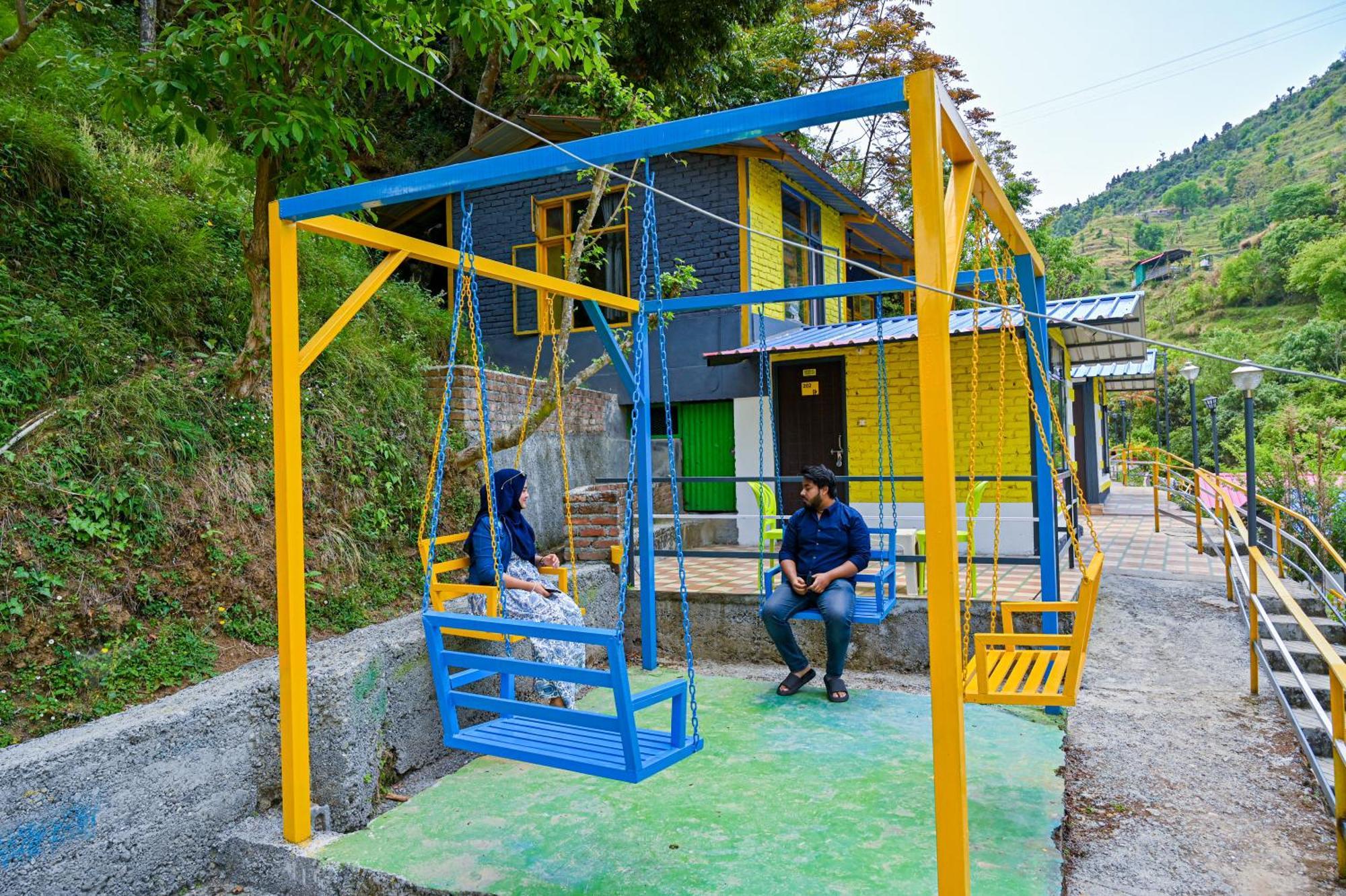 The Hosteller Mussoorie By The Streamside, Kempty Eksteriør billede