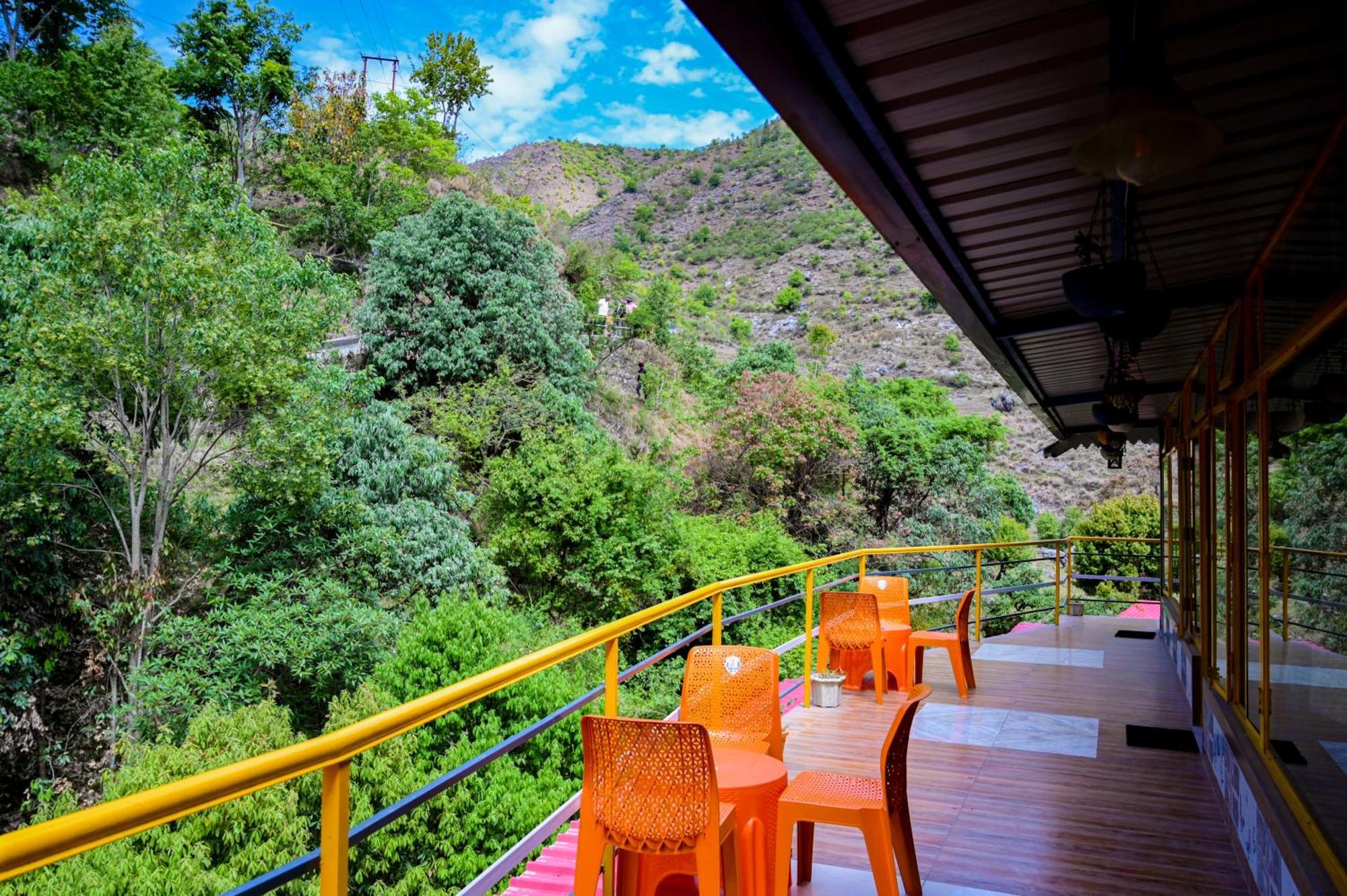 The Hosteller Mussoorie By The Streamside, Kempty Eksteriør billede