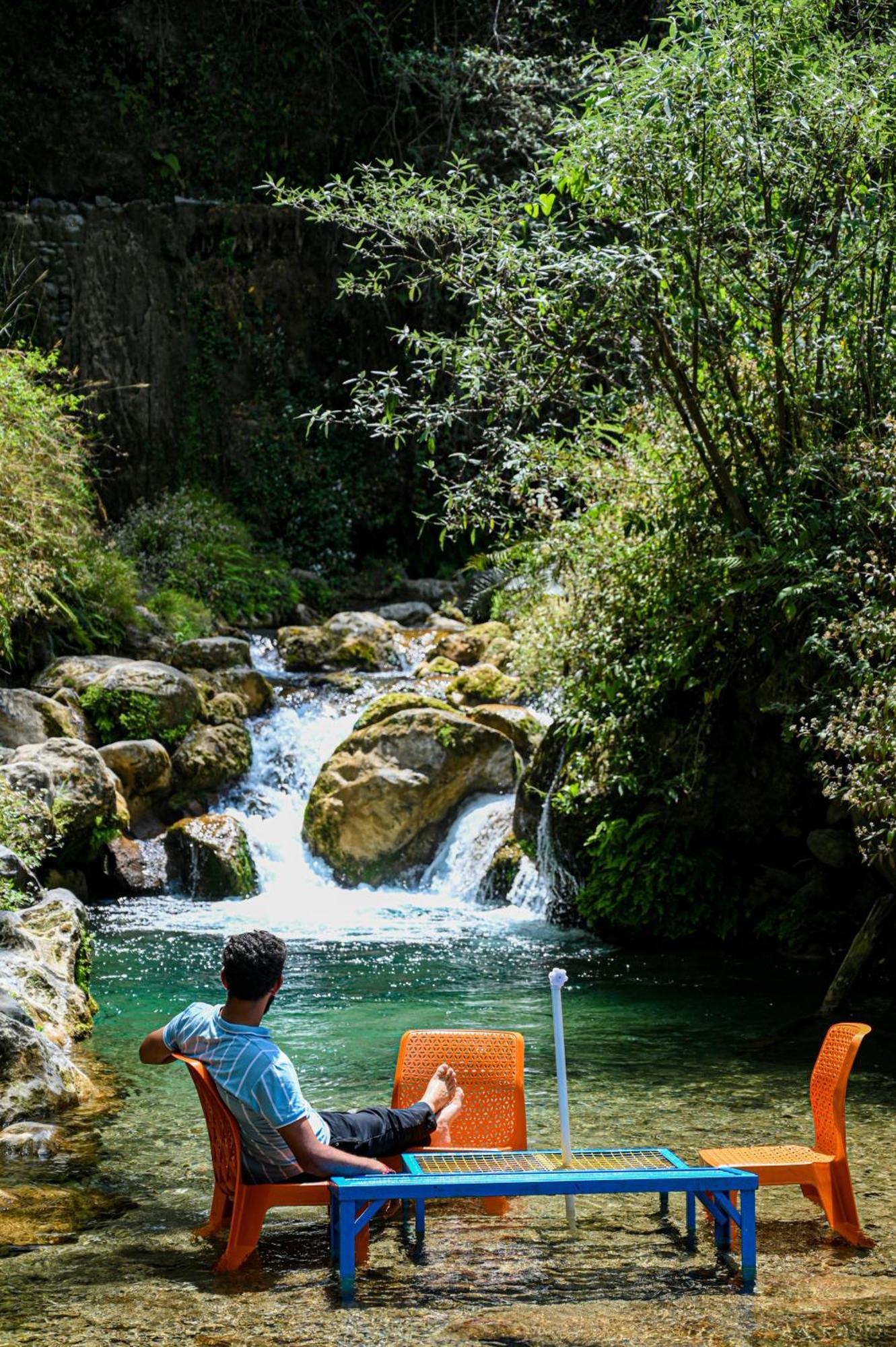 The Hosteller Mussoorie By The Streamside, Kempty Eksteriør billede